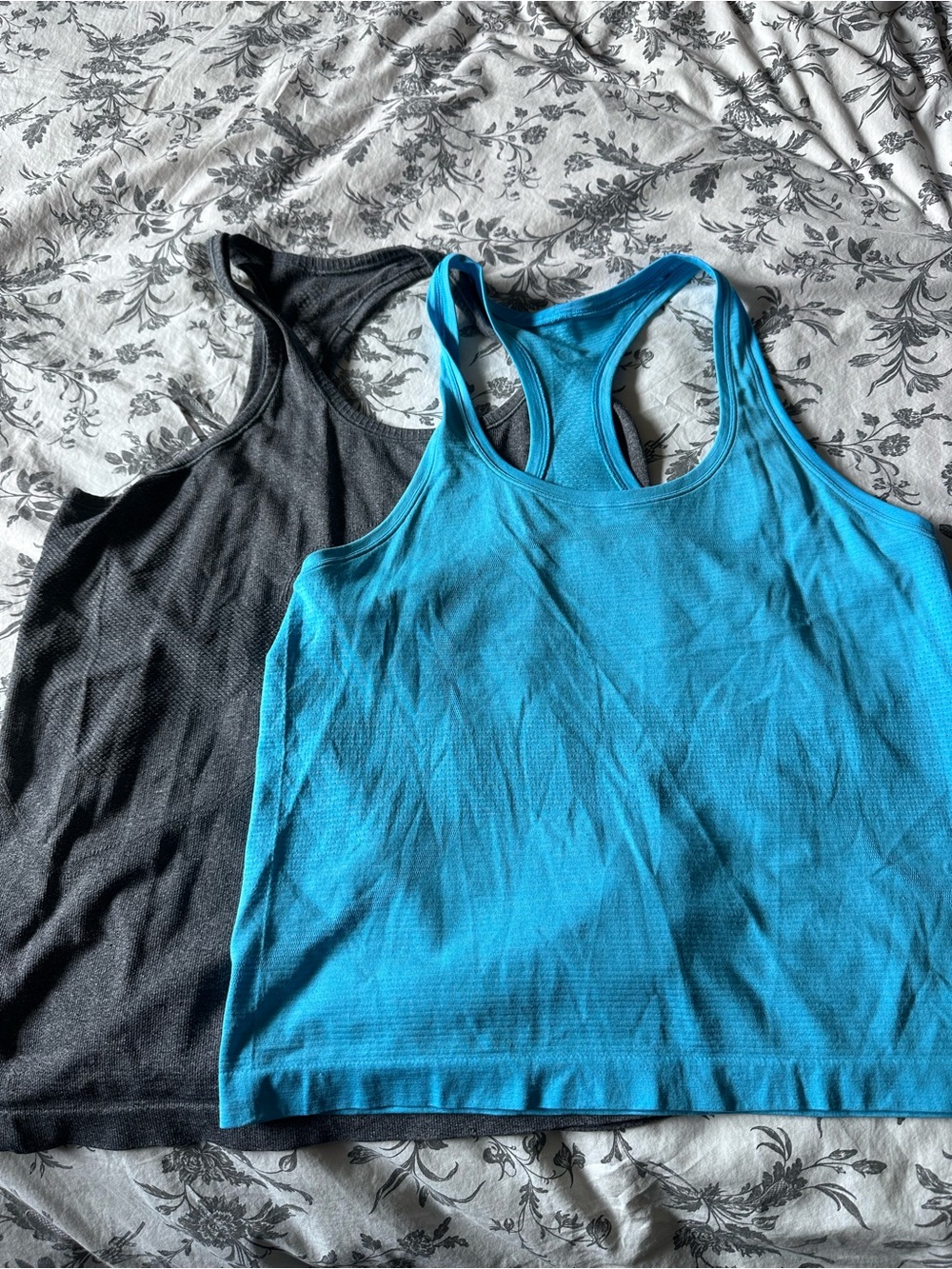 Lot of 2 lululemon Women’s Racerback Tank Tops - Turquoise Blue and Grey